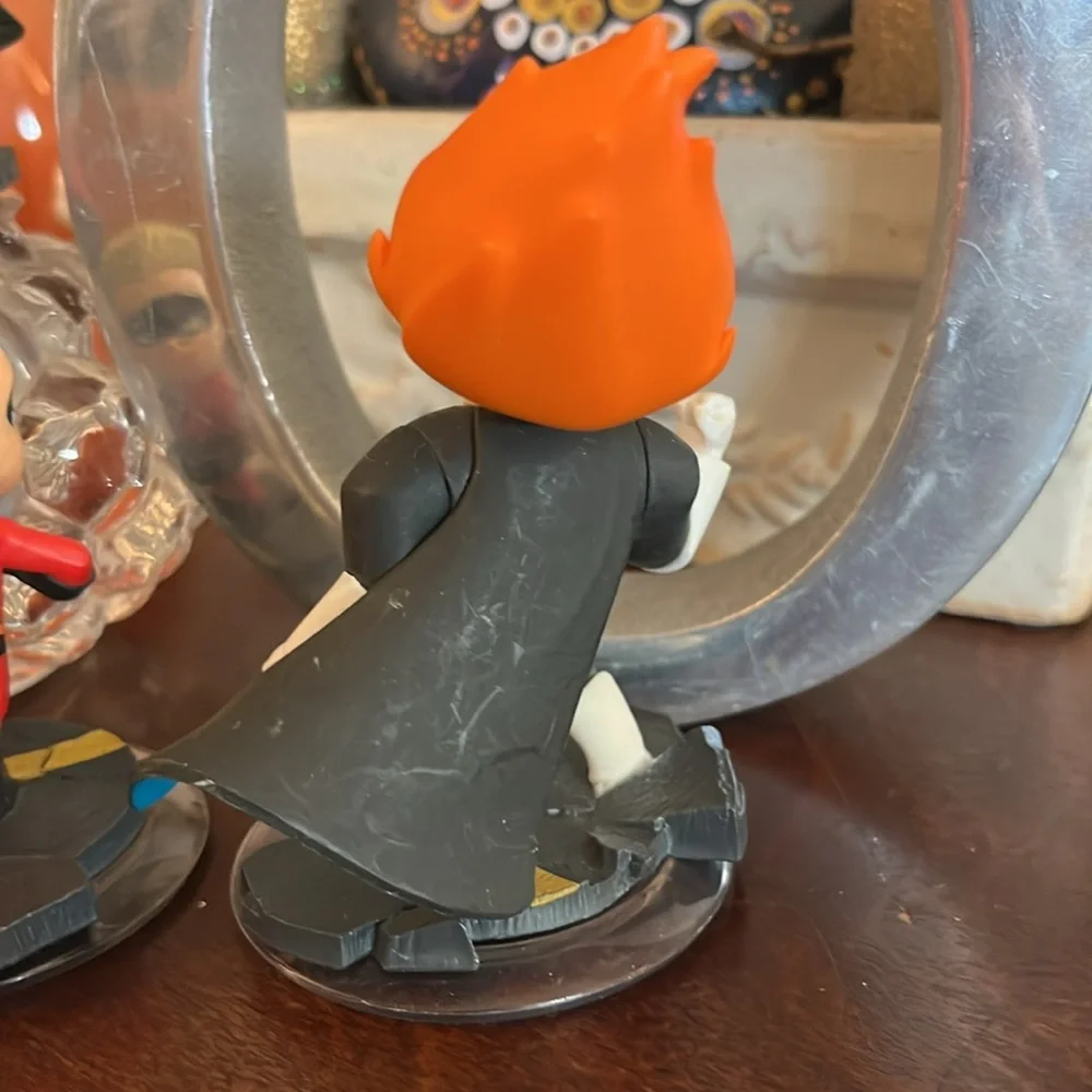 Disney Infinity The Incredibles 4 Figures X Box Playstation Video Game EUC
